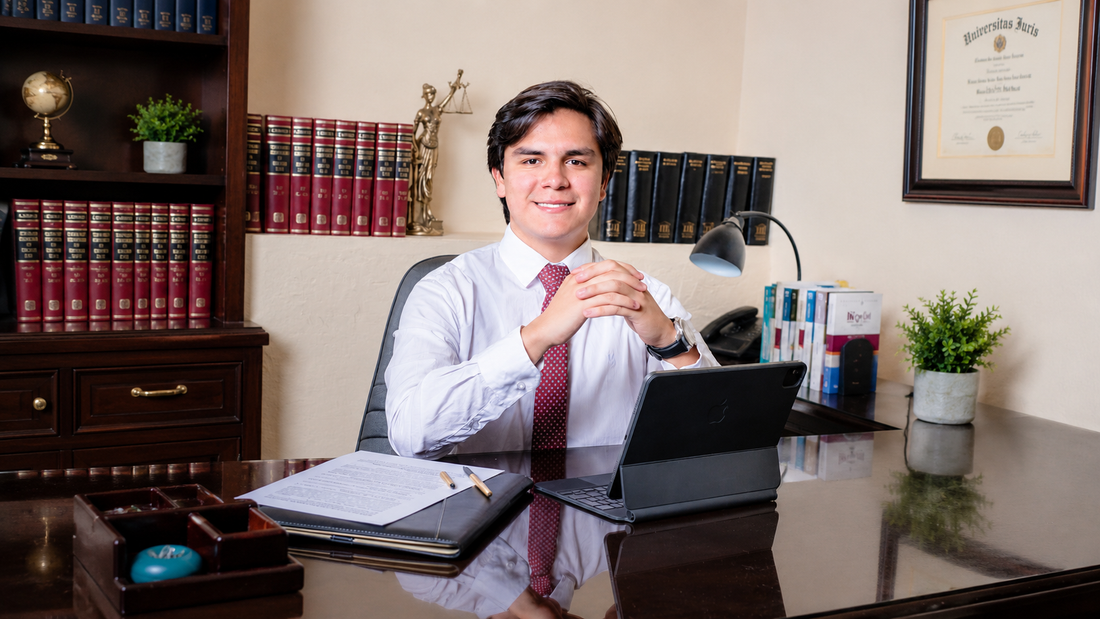 Mgs Abg. Pedro José Armijos Valarezo